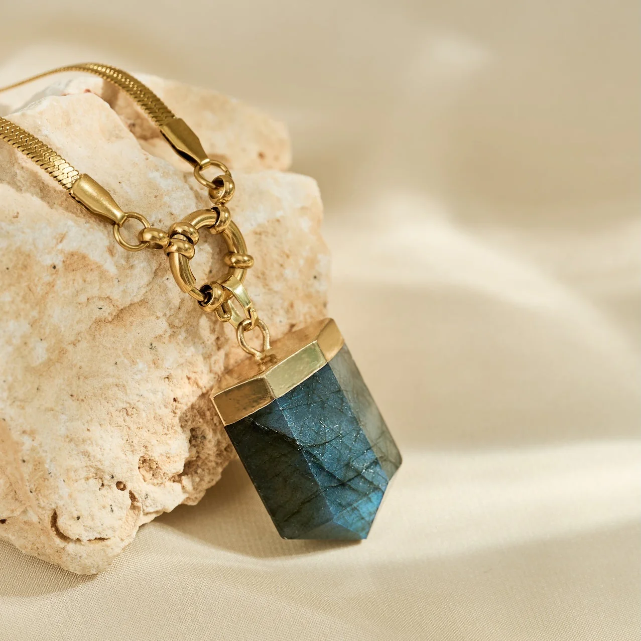 The 'Malin' Labradorite Gold Necklace | Protection | Inner Strength | Transformation