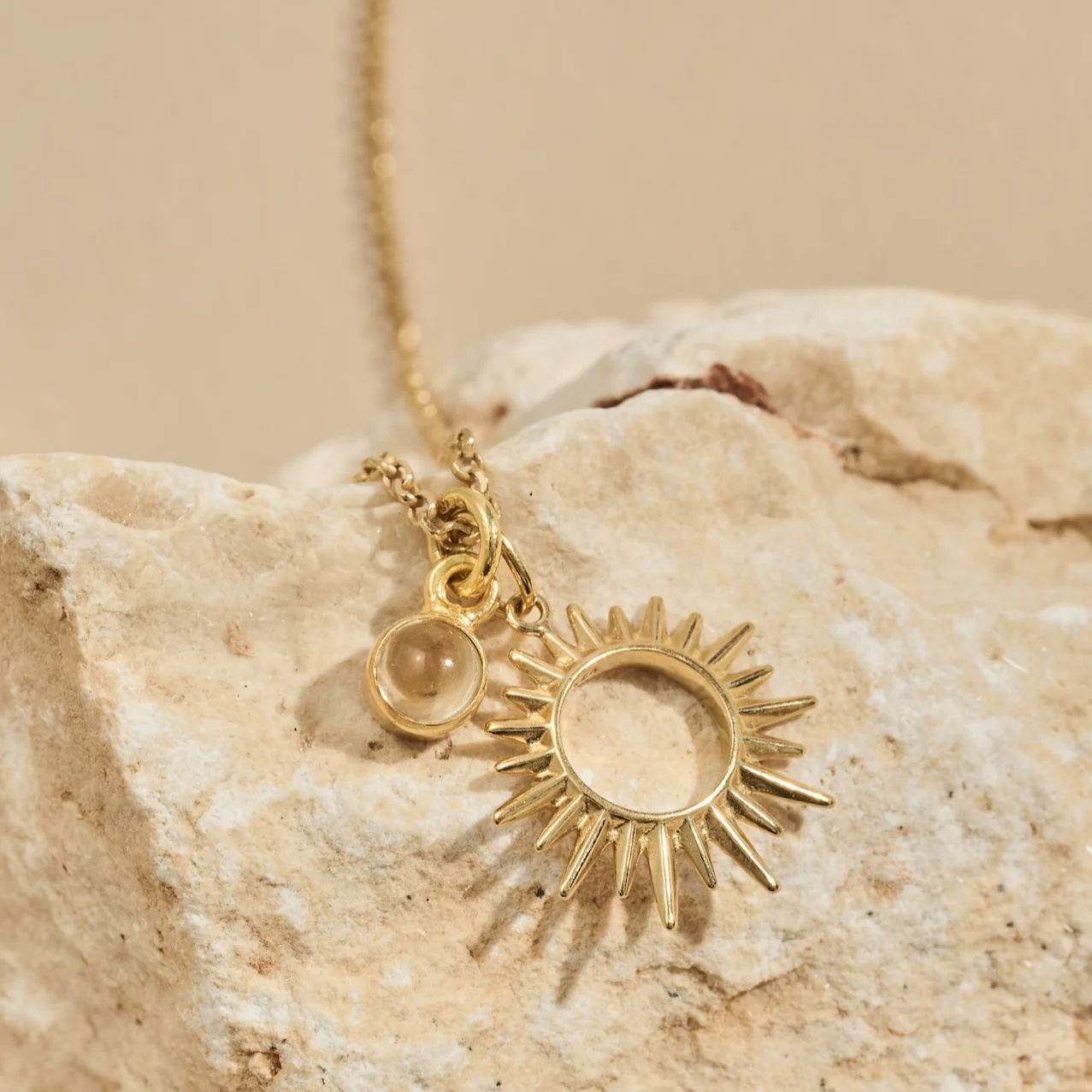 The 'Sunburst' Gold Citrine Necklace - Image 4